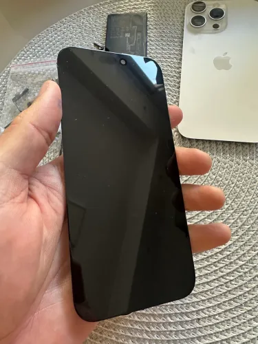 Camera e tela do,iphone 16 pro max originais