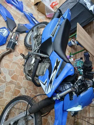 ? Yamaha XTZ 250 - 2002 - Moto Trail - Ótima oportunidade