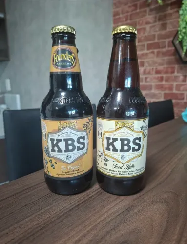 Cerveja Founders KBS (kit)