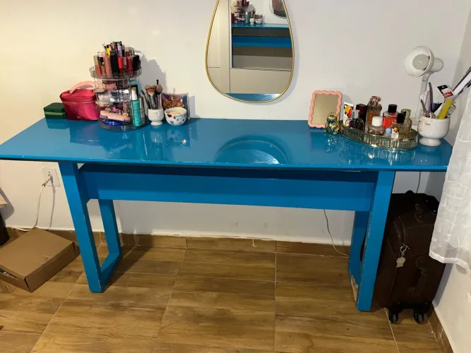 Mesa de escrivaninha/aparador