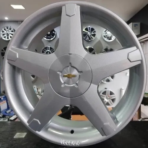 Rodas Axxis aro 17 4x100 (Novas) + 195/40R17 Forceland (Semi-novos) - R$ 4.690,00