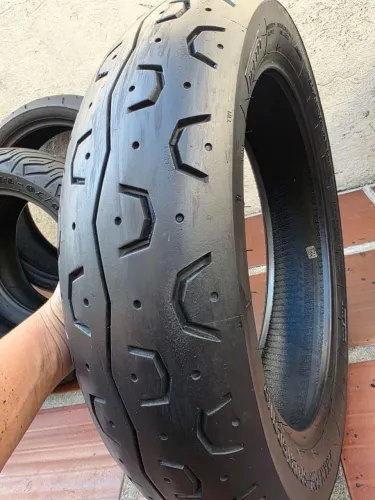 PNEU 150 70 17 PIRELLI PHANTOM ORIGINAL MAIS DE MEIA VIDA
