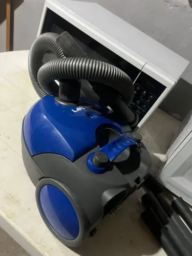 Aspirador Lavor usado bem conservado, preço fino