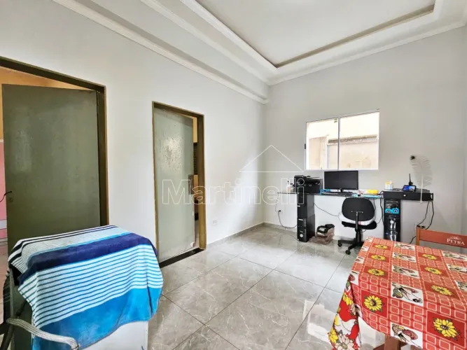 Casa térrea mista à venda no Bairro Campos Elíseos, próximo à Avenida Saudade - Ribeirão P