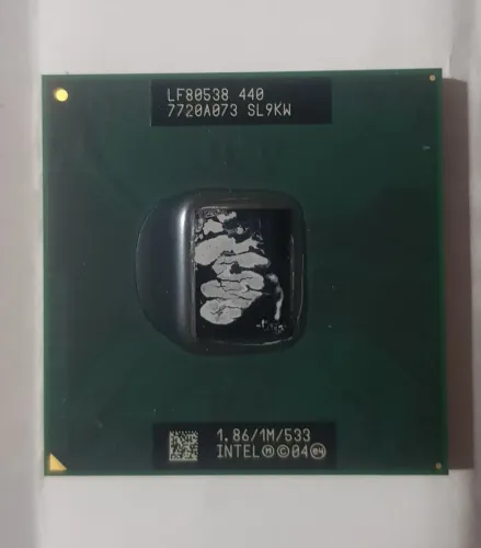 Processador Intel Celeron M 440 1.86GHz Socket M (SL9KW)