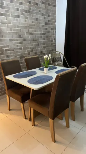 Mesa de Jantar + 4 Cadeiras | Tampo com Vidro