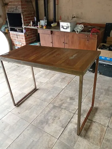 Mesa estilo industrial 