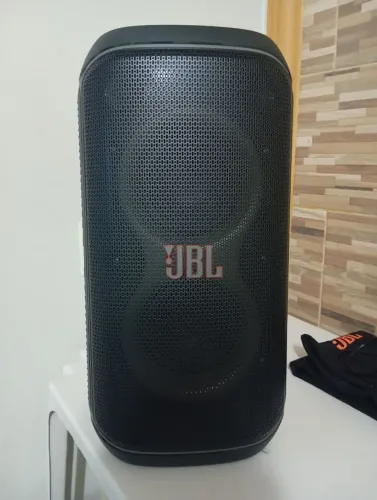 Caixa de som JBL PARTYBOX 120