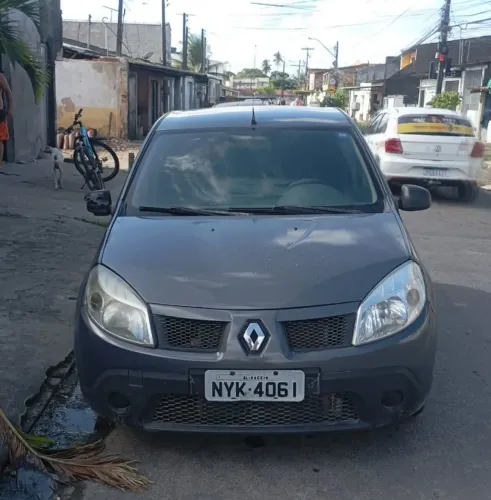 Renault Sandero Authentique Hi-flex 1.0 16V 5P 2011