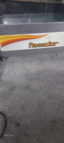 Máquina de frango p/ 30 frangos