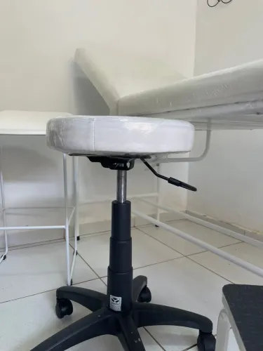 ? VENDO MÓVEIS PARA CLÍNICA DE ESTÉTICA ?