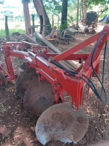 Arado reversível Baldan 3 discos