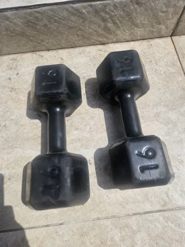 Par de halteres de 16kg emborrachados