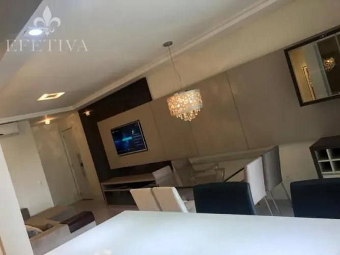 Lindíssimo apartamento todo mobiliado no Victor Konder. Excelente acabamento em piso porce