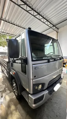 2015 Ford cargo 815