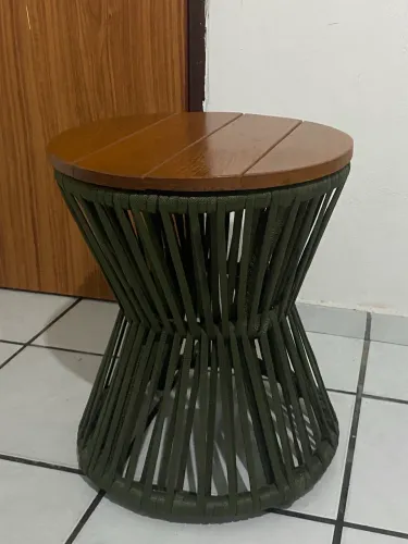 Mesa de Centro Ampulheta Corda Náutica e Tampo Madeira