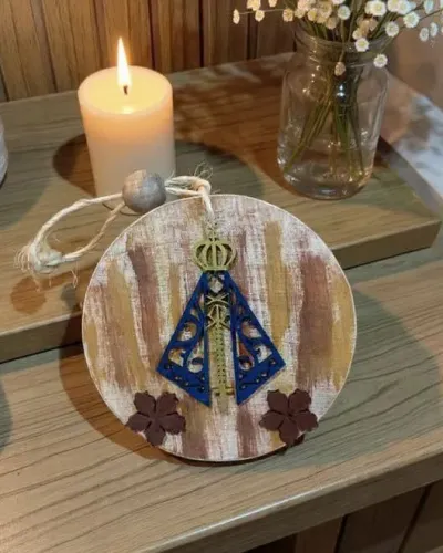 Placa De Madeira De Nossa Senhora Artesanal! Produto Novo!