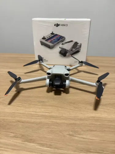 Aeronave drone DJI mini 3 (requer reparos)