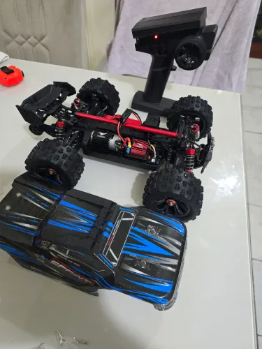 Carrinho controle remoto Rc 4x4