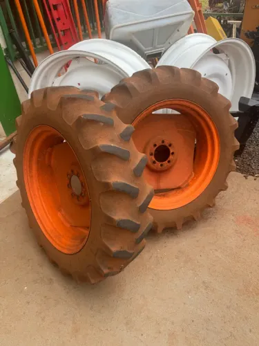 Par de rodas jacto Cumbia Cross 9.5-24