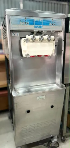 Máquina profissional de sorvete expresso Taylor 336