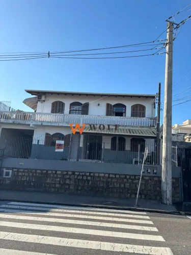 Oportunidade de compra de casa financiável Rua Santos Saraiva
