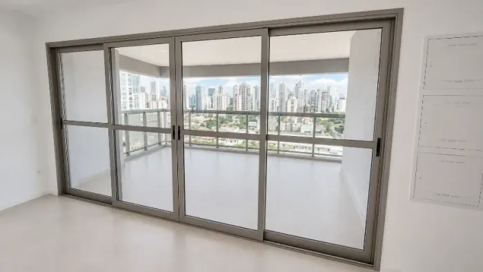 Porta Balcão Gold  3,67 x 2,14m 4 folhas todas correm