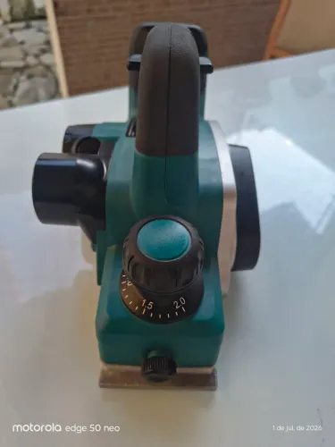 Plaina Makita 18v dkp180