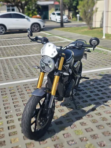 Triumph Speed 400