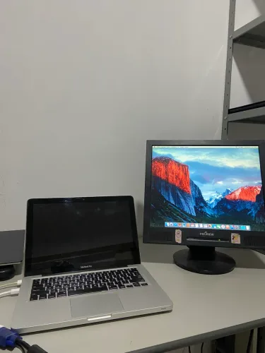 MacBook Pro 2011 leia a descrição