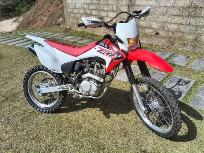 Vendo Honda CRF 230 f 