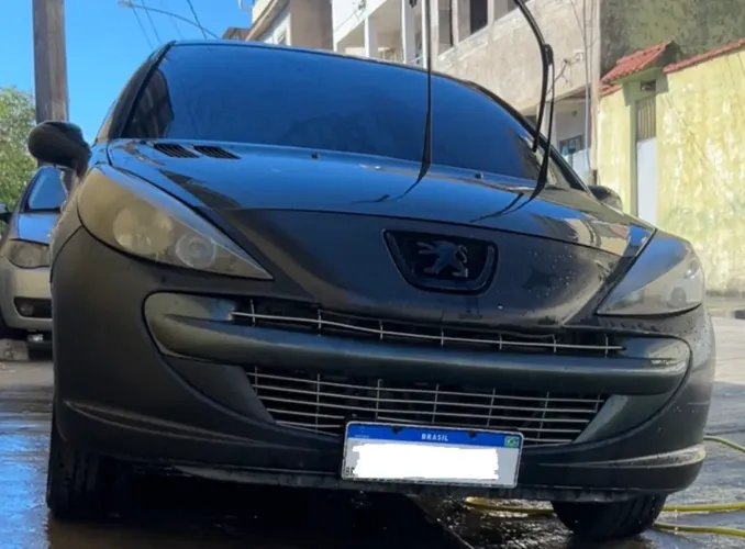 Peugeot 207 Sedan Passion XS 1.6 Flex 16V 4P 2011