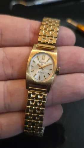 Relógio feminino Tissot DL suíço vintage 1966 caixa Zollet Frères plaquê de ouro 18k
