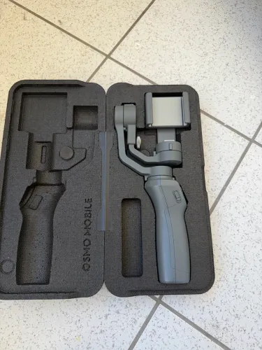 DJI osmo mobile 2