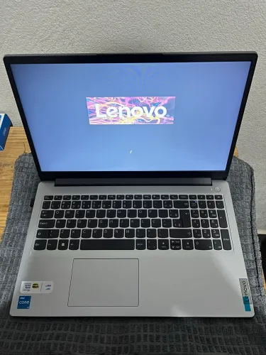 Notebook Lenovo