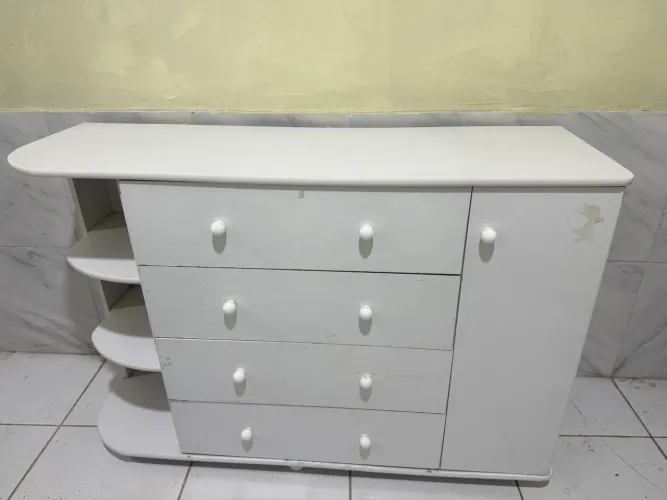 Cômoda 1,35x45 usada!! Já é o menor valor!!!!!