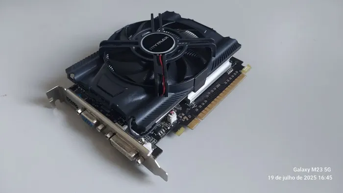 Placa de video GT630 1Giga