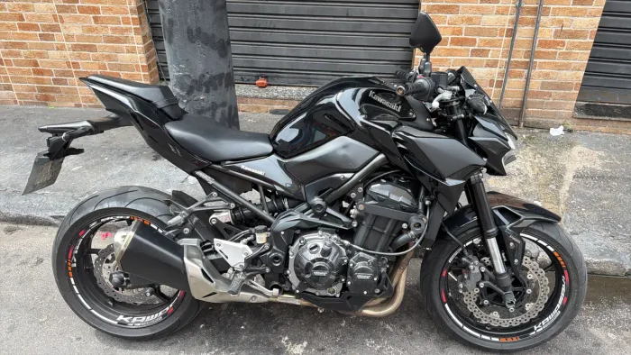 Kawasaki Z900 