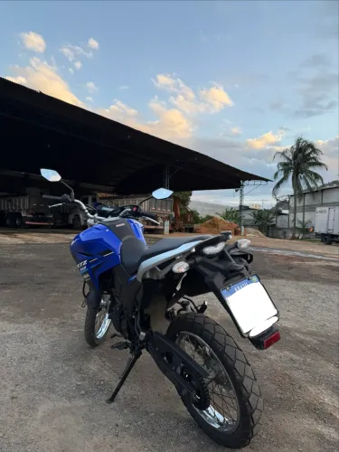 Lander 250 semi nova 2024