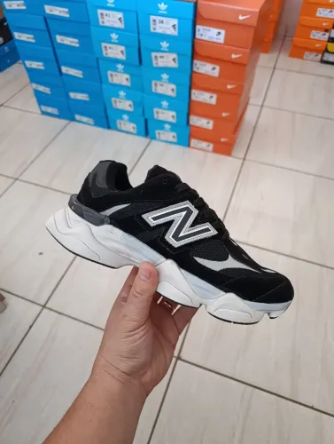 Tênis esportivo casual