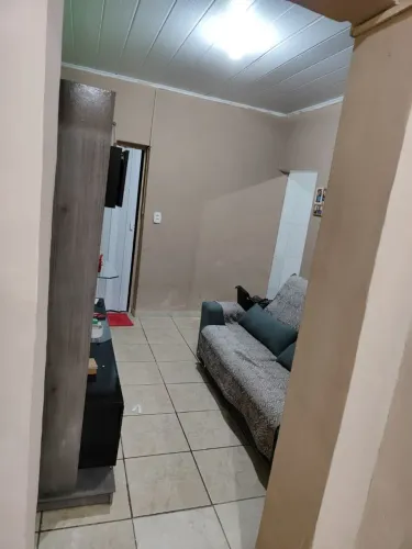 Casa com 2 vagas garagem no bairro padre Eustáquio, aceito carro de entrada. 