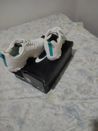 Tênis Oakley branco 