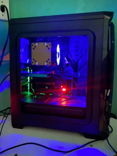 CPU gamer XEON (roda tudo!)