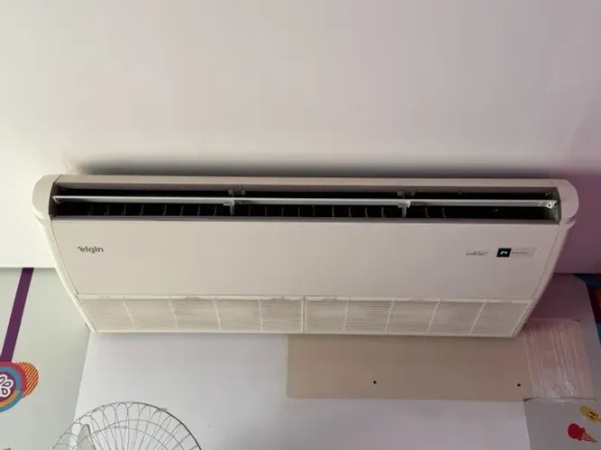 Ar Condicionado Piso Teto de 48.000 Btus inverter - Marca Elgin