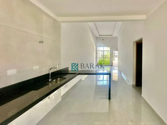 Casa com 3 dormitórios à venda, 125 m² por R$ 600.000,00 - Jardim Munique - Maringá/PR