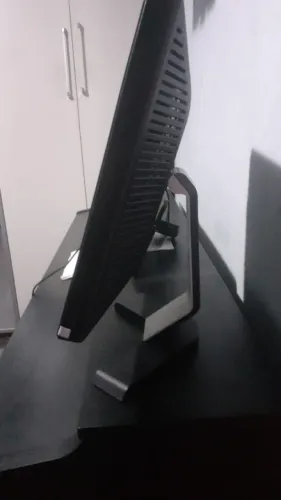 Monitor antigo DELL (Feito em 2009)