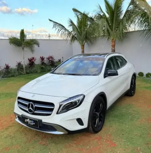 Mercedes-Benz GLA 250 Vision 2.0 TB 16V 211cv Aut. 2015