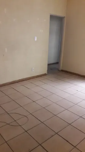 APARTAMENTO COM 02 QUARTOS NO BELMONTE