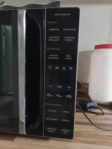 Microondas Electrolux 23L 