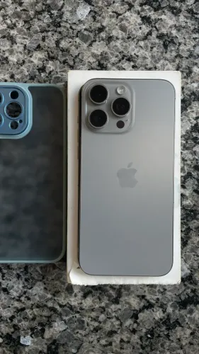 iPhone 15 Pro Max - 256g